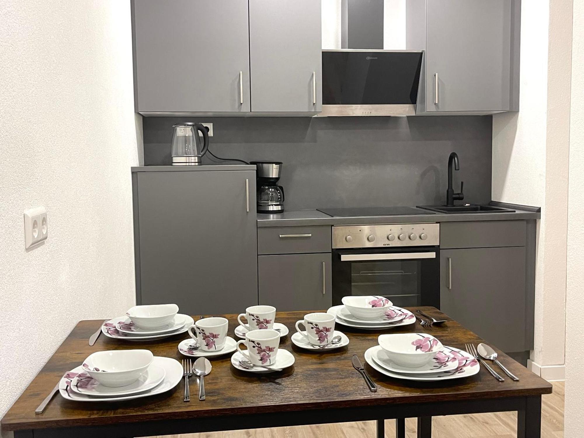 Neu Grosse Einzimmerwohnung Im Zentrum Goldstadt Pforzheim Schloessle Экстерьер фото