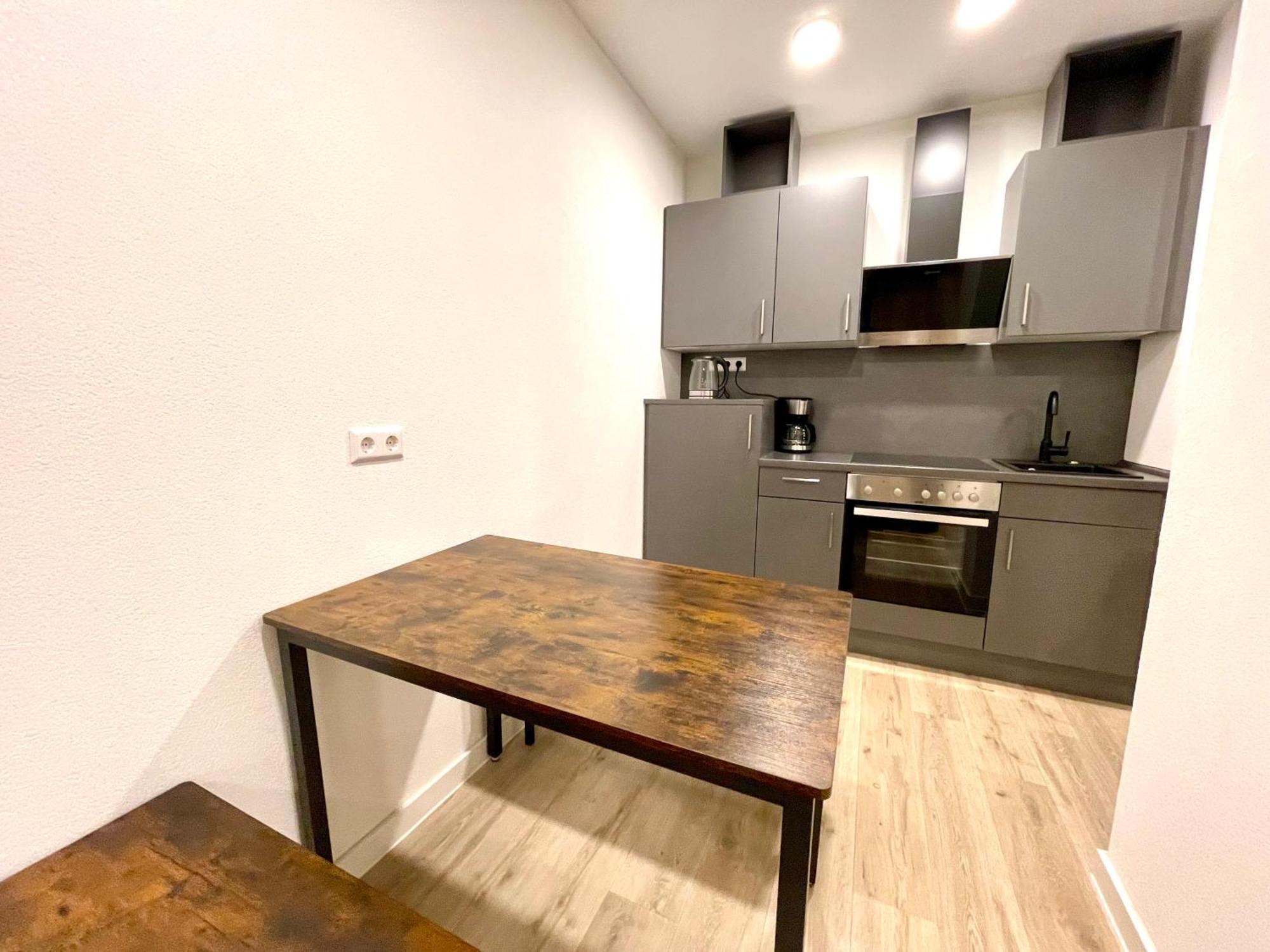 Neu Grosse Einzimmerwohnung Im Zentrum Goldstadt Pforzheim Schloessle Экстерьер фото