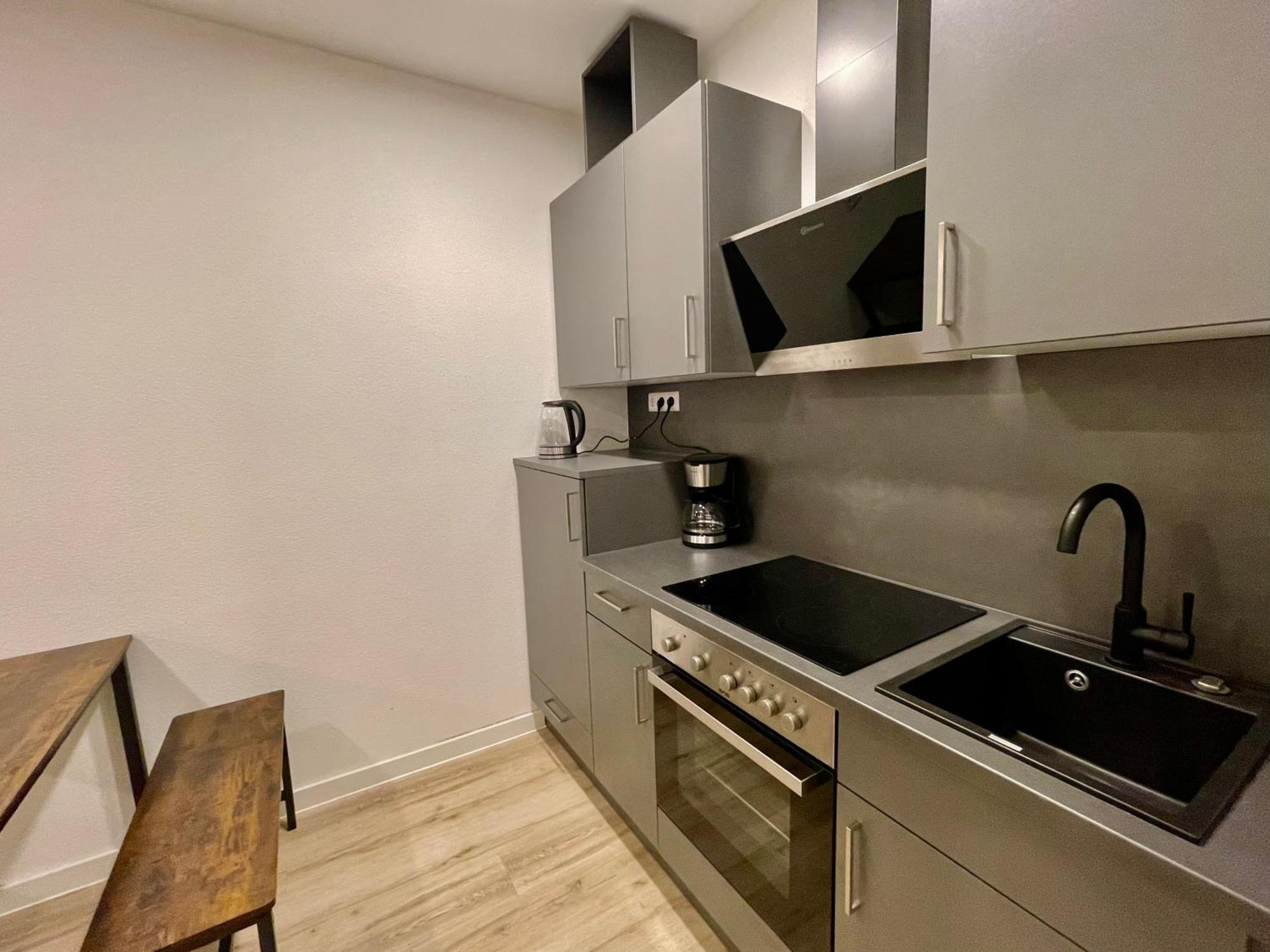 Neu Grosse Einzimmerwohnung Im Zentrum Goldstadt Pforzheim Schloessle Экстерьер фото